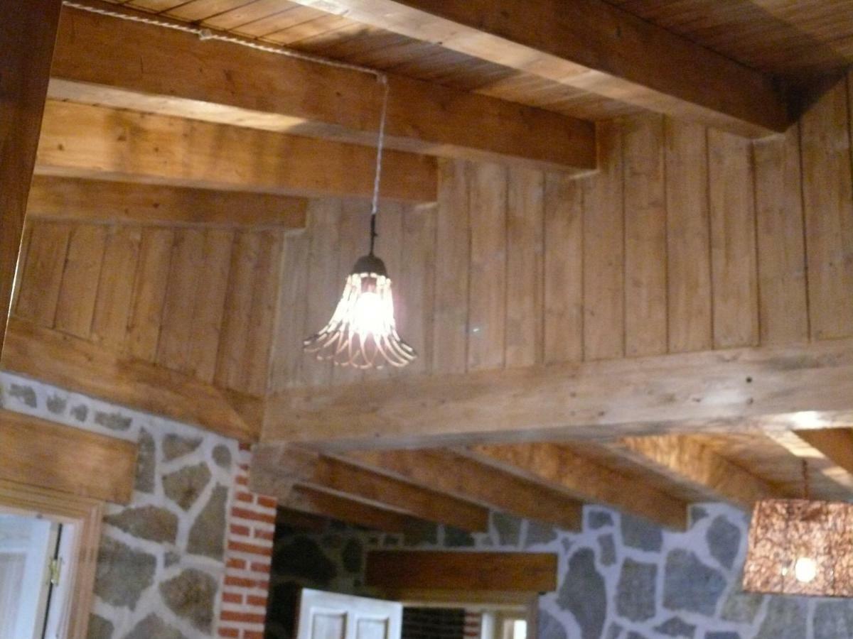 Abadía del Marqués de Avila Vega de Santa María Exterior foto